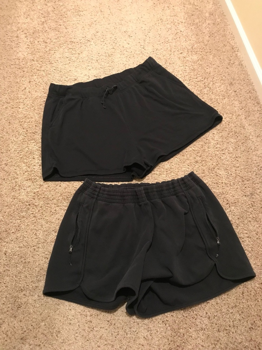 2 pairs lounge shorts
